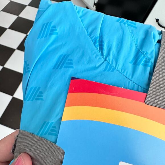 New 2024 Aldi Gear Capsule Collection Windbreaker Blue Size L UNISEX - Picture 3 of 3